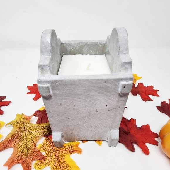 RARE DW Home Bourbon Cider Gravestone Halloween Candle - Picture 3 of 5